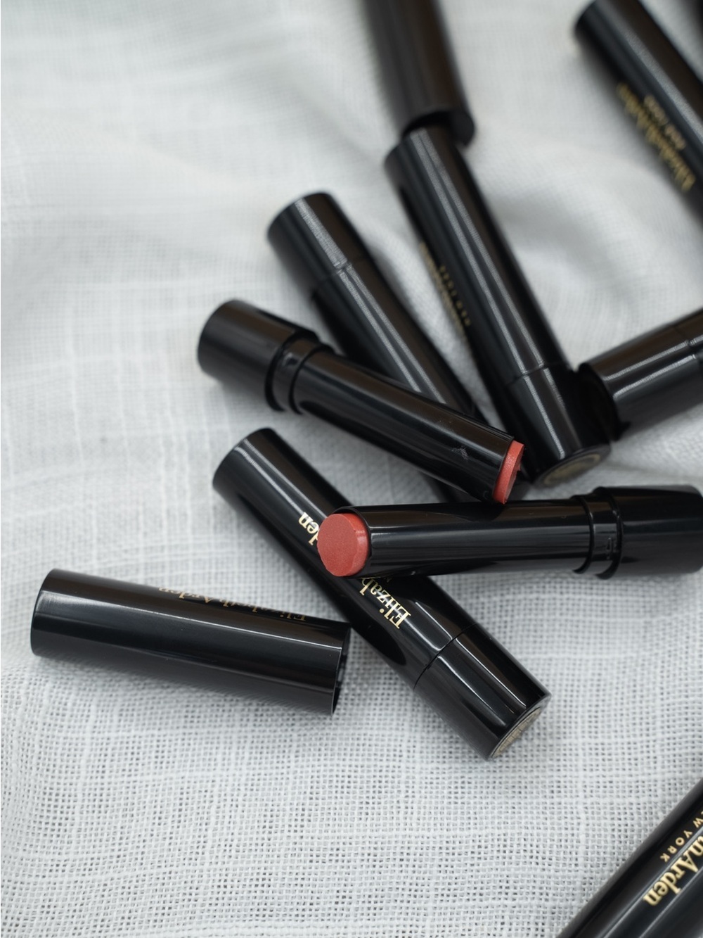 **2 for 1** Elizabeth Arden Plush Up Lip Red Door Crush NEW - Picture 5 of 7